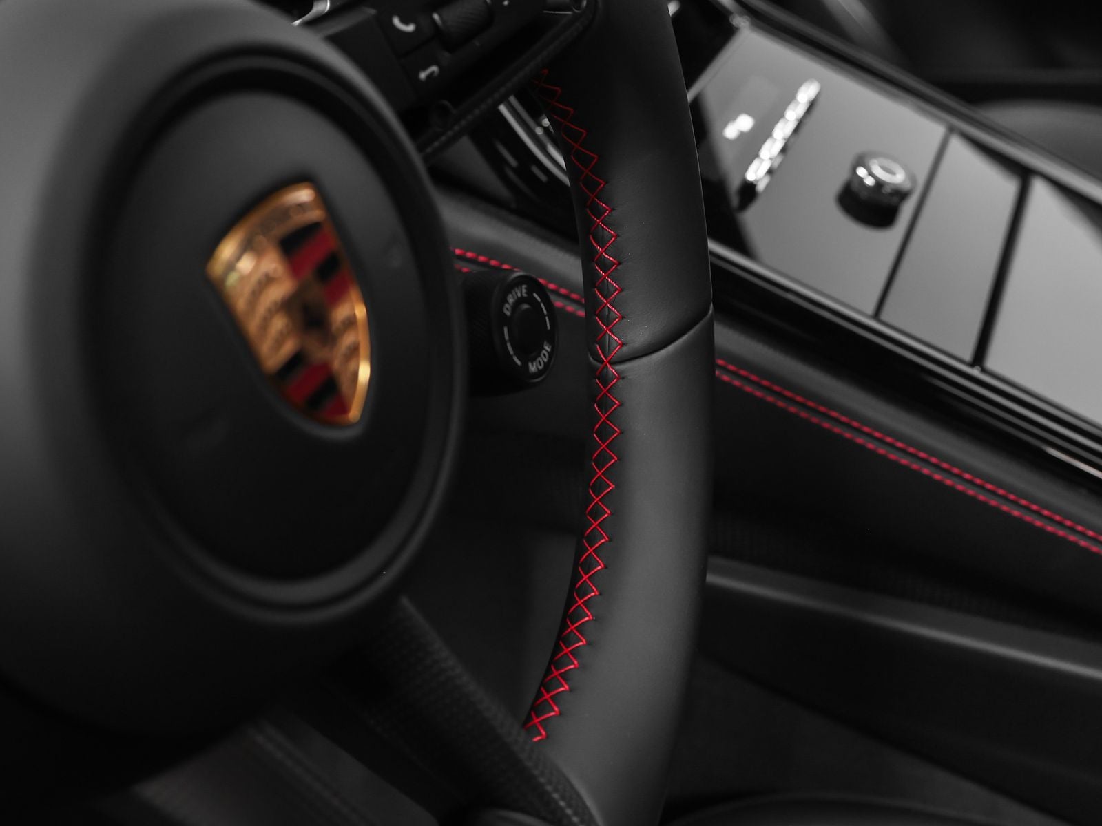 2025 Porsche Panamera GTS