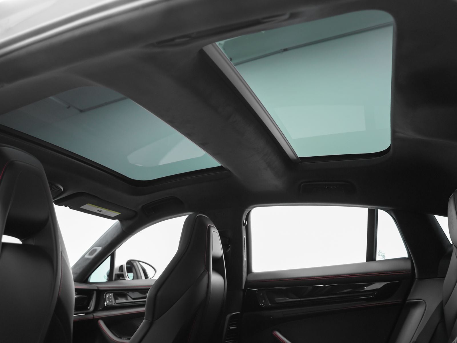 2025 Porsche Panamera GTS