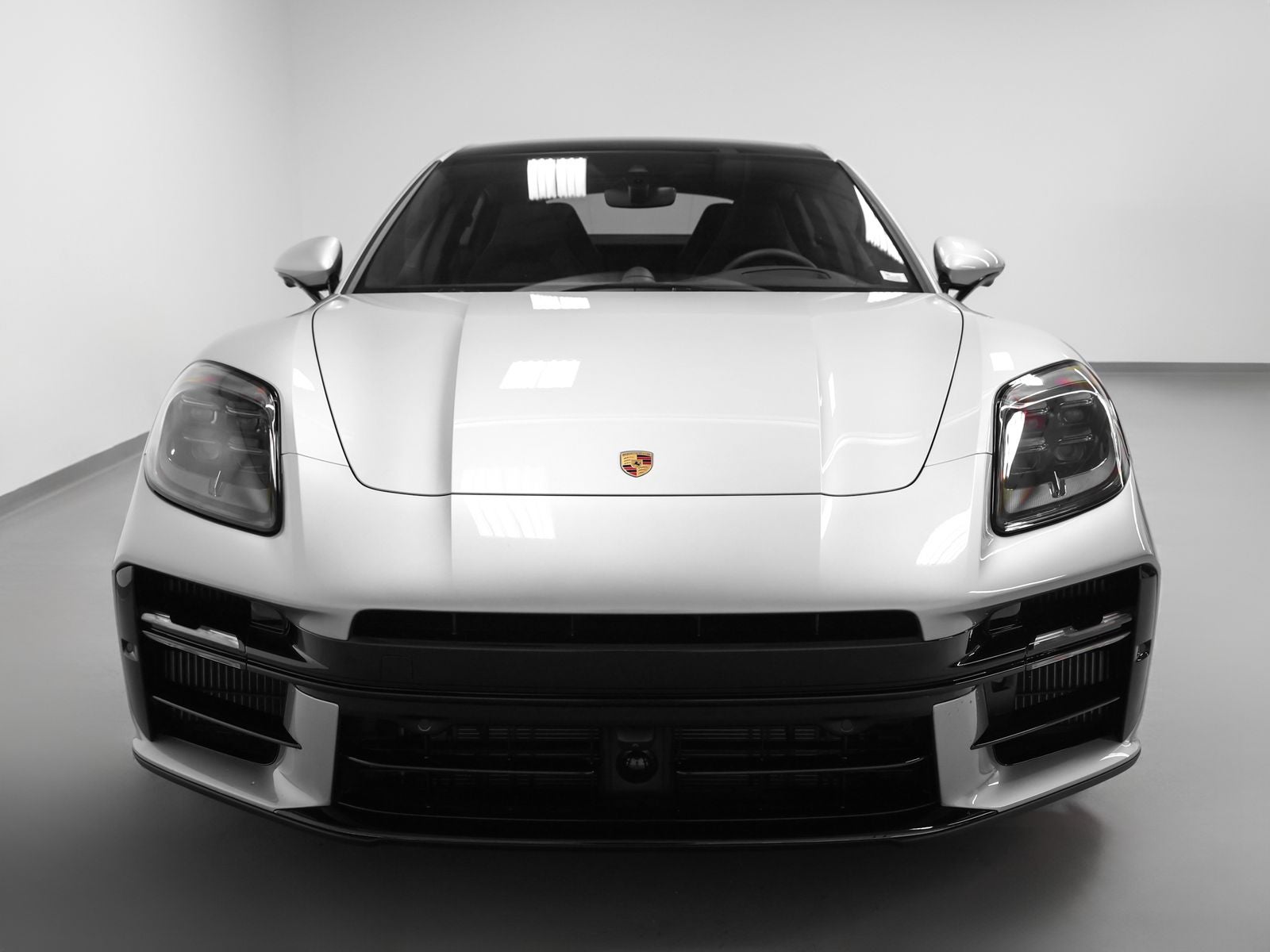 2025 Porsche Panamera GTS
