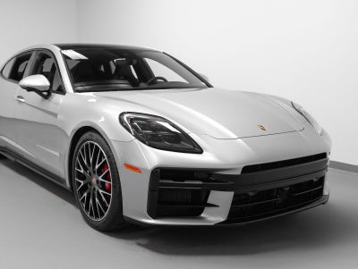2025 Porsche Panamera GTS