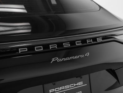 2023 Porsche Panamera 4 Platinum Edition