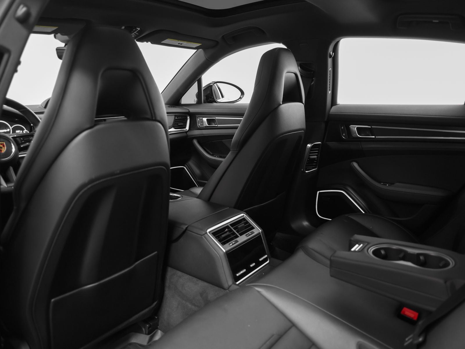 2023 Porsche Panamera 4 Platinum Edition