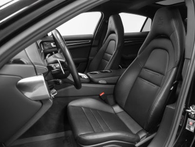 2023 Porsche Panamera 4 Platinum Edition