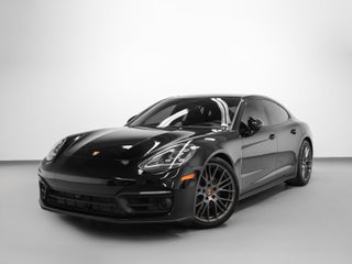 2023 Porsche Panamera 4 Platinum Edition