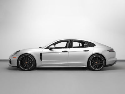 2023 Porsche Panamera 4 Platinum Edition