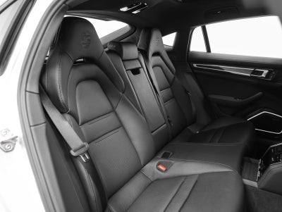 2023 Porsche Panamera 4 Platinum Edition