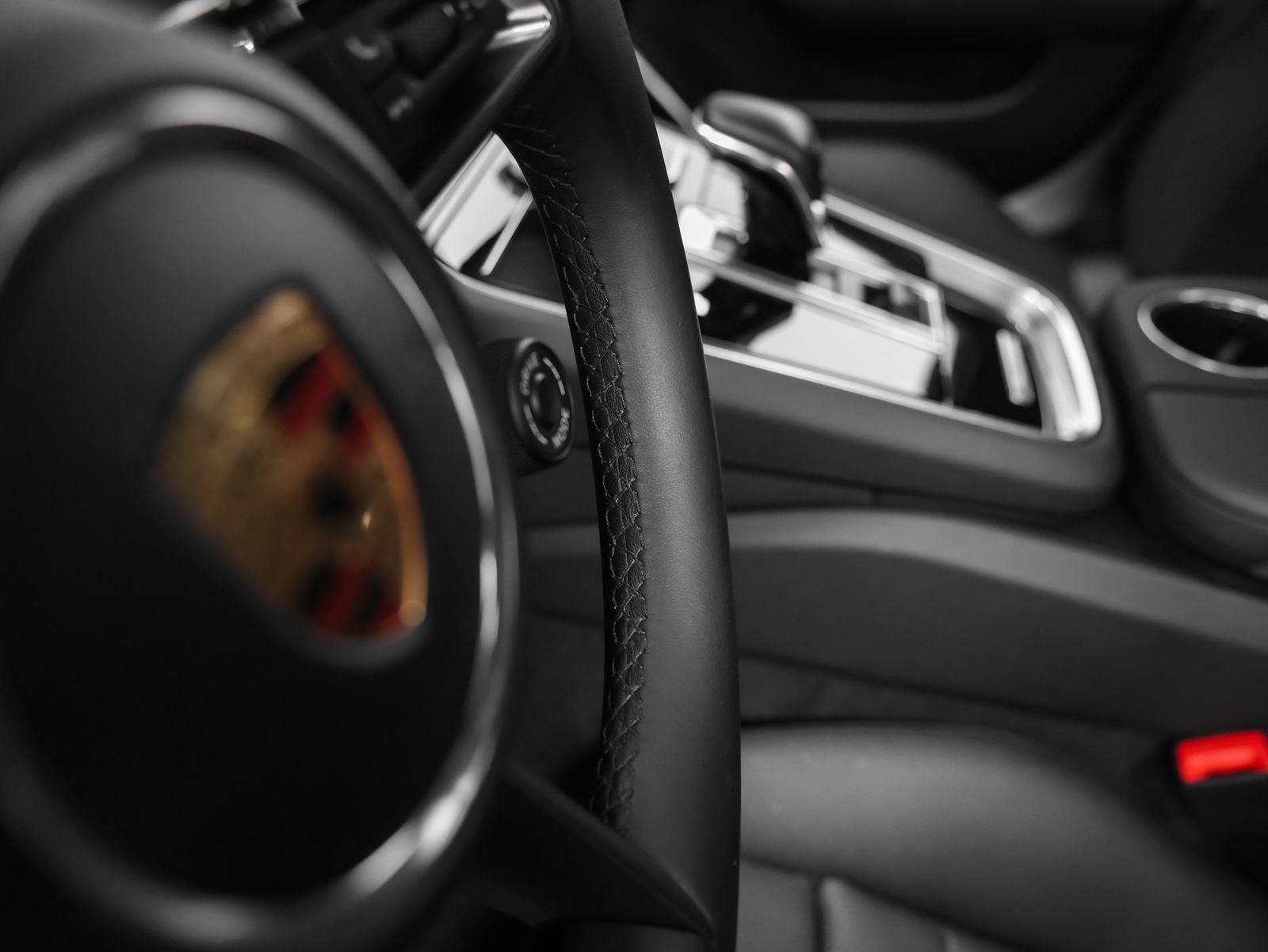 2023 Porsche Panamera 4 Platinum Edition