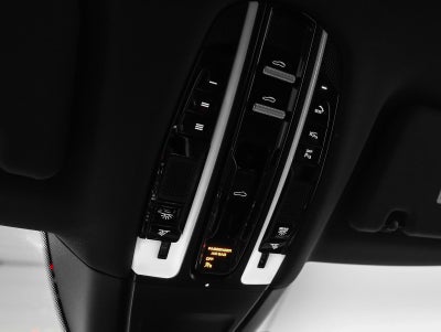 2023 Porsche Panamera 4 Platinum Edition