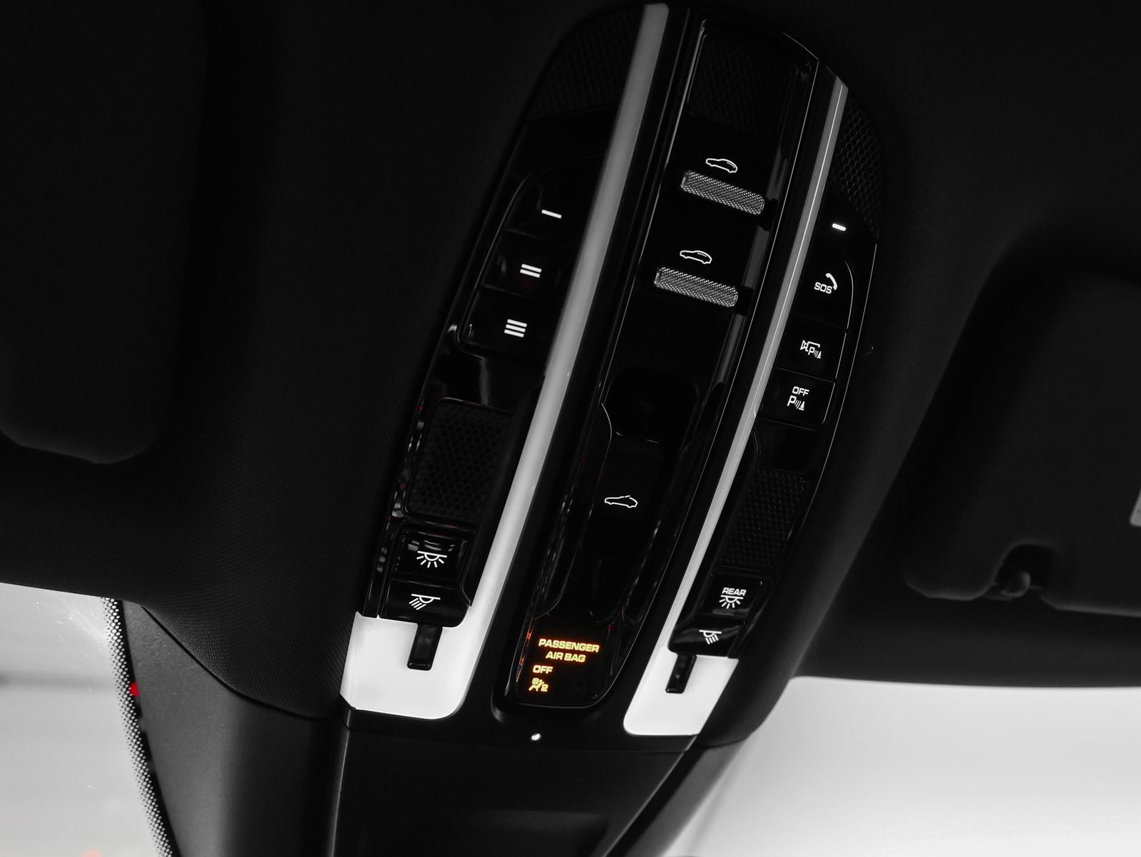 2023 Porsche Panamera 4 Platinum Edition