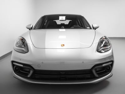 2023 Porsche Panamera 4 Platinum Edition