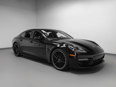 2023 Porsche Panamera Panamera 4 Platinum Edition