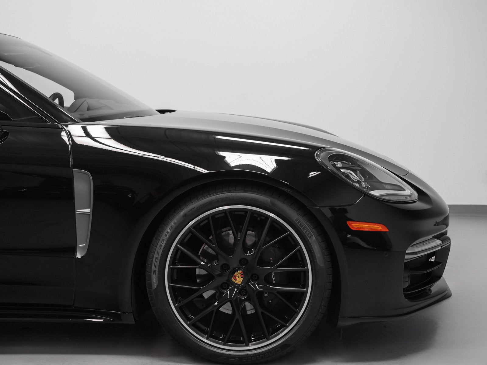 2023 Porsche Panamera Panamera 4 Platinum Edition