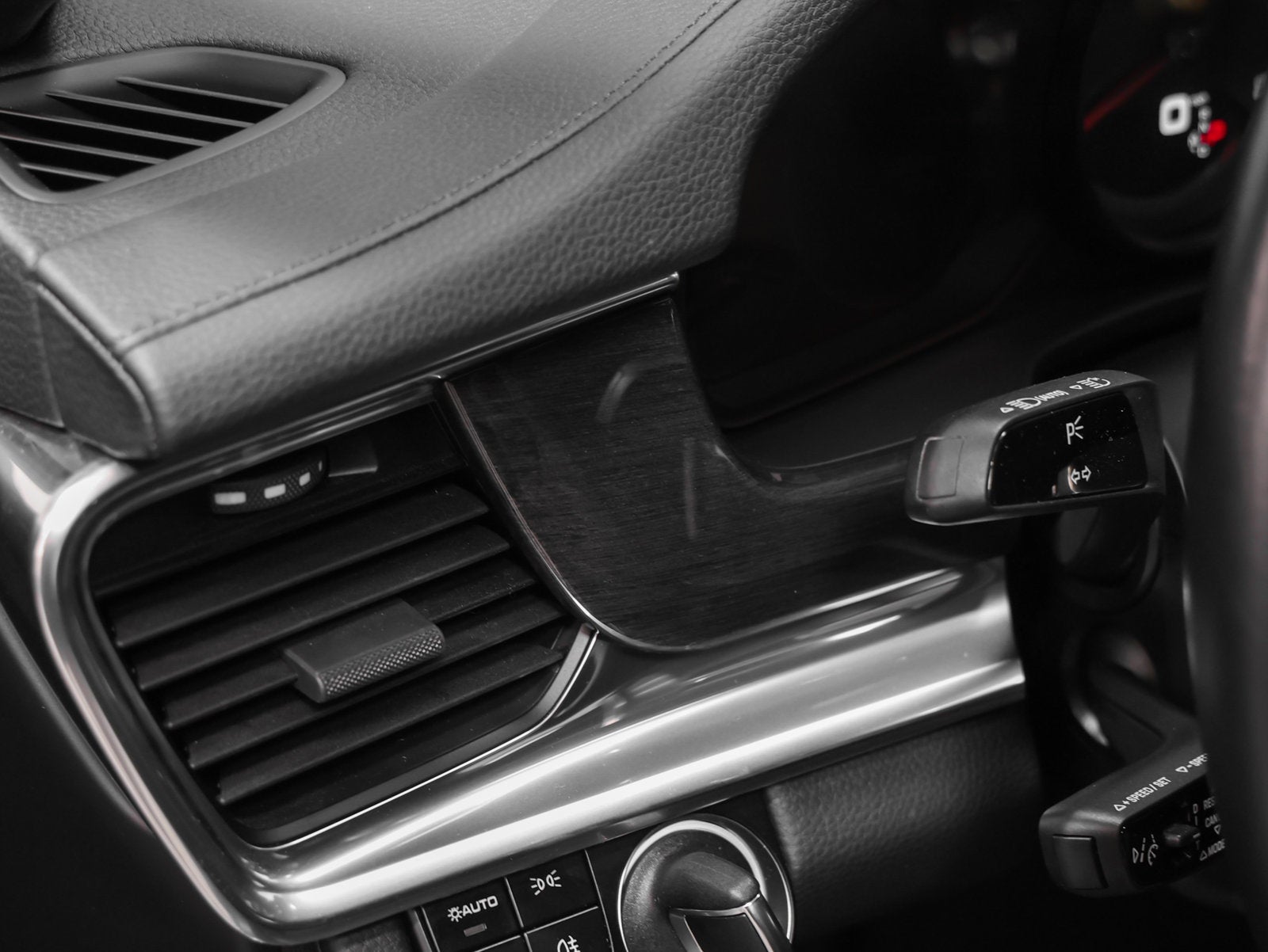 2023 Porsche Panamera Panamera 4 Platinum Edition