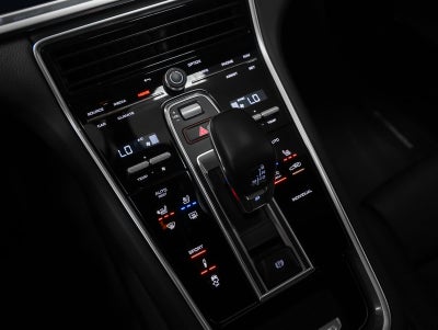 2023 Porsche Panamera Panamera 4 Platinum Edition