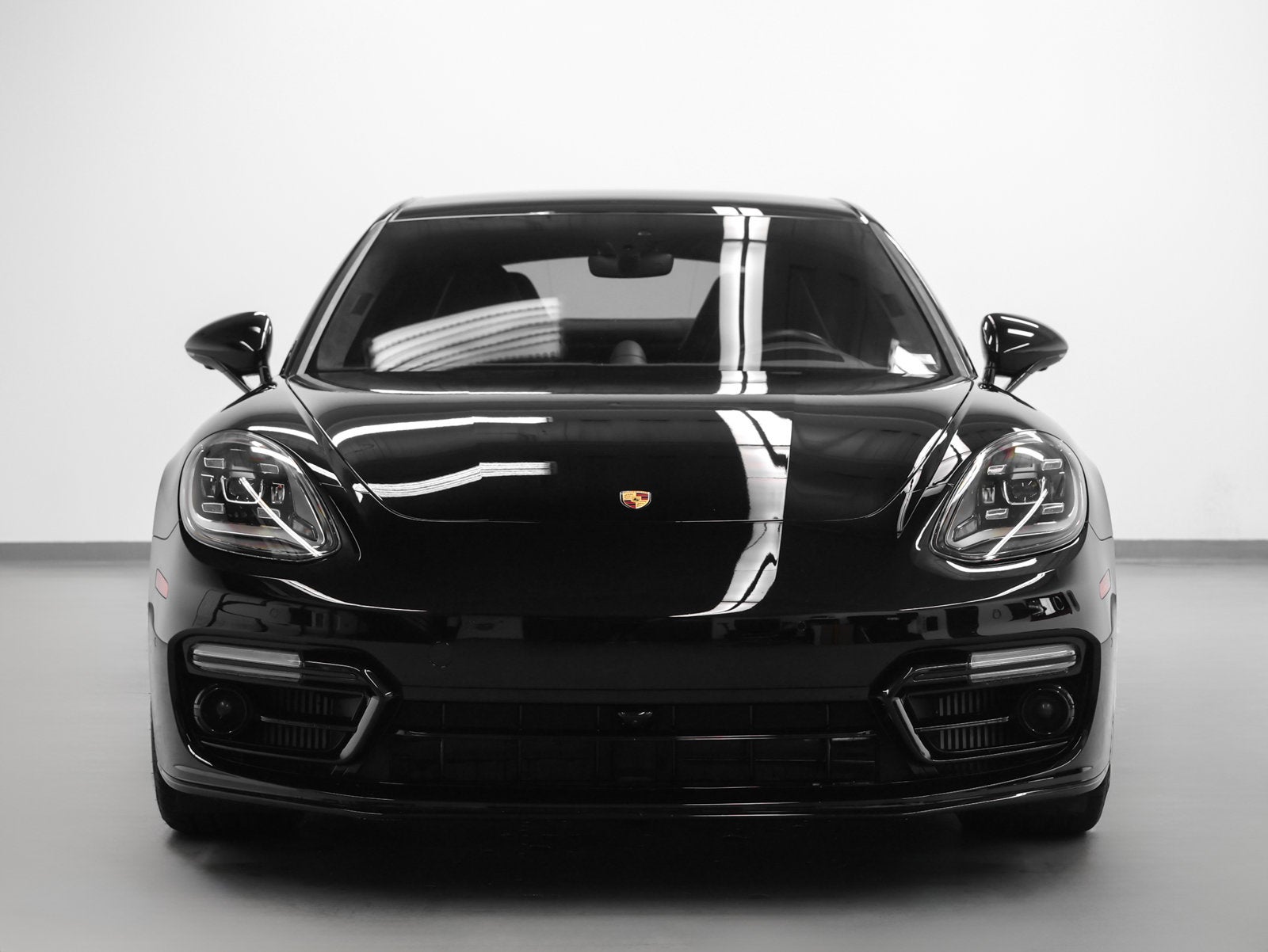2023 Porsche Panamera Panamera 4 Platinum Edition