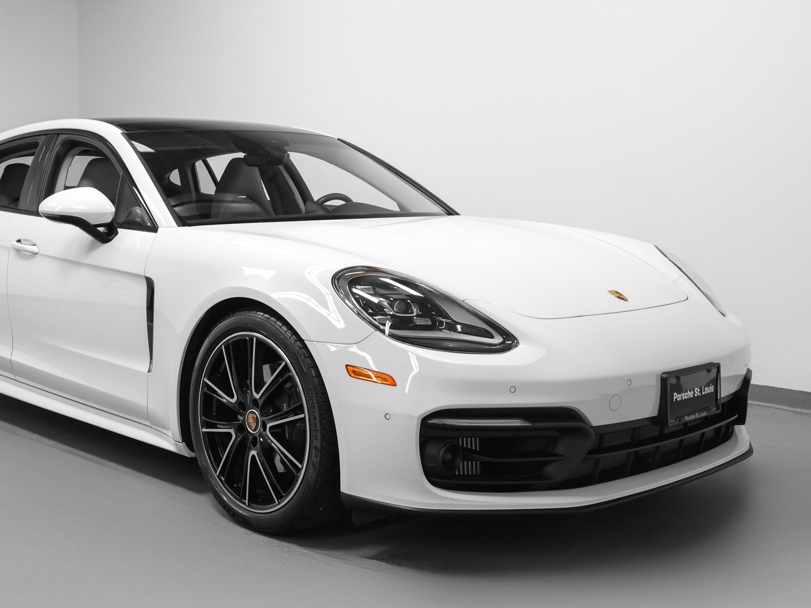 2023 Porsche Panamera Panamera Platinum Edition