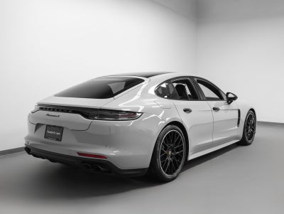 2023 Porsche Panamera Panamera 4 Platinum Edition