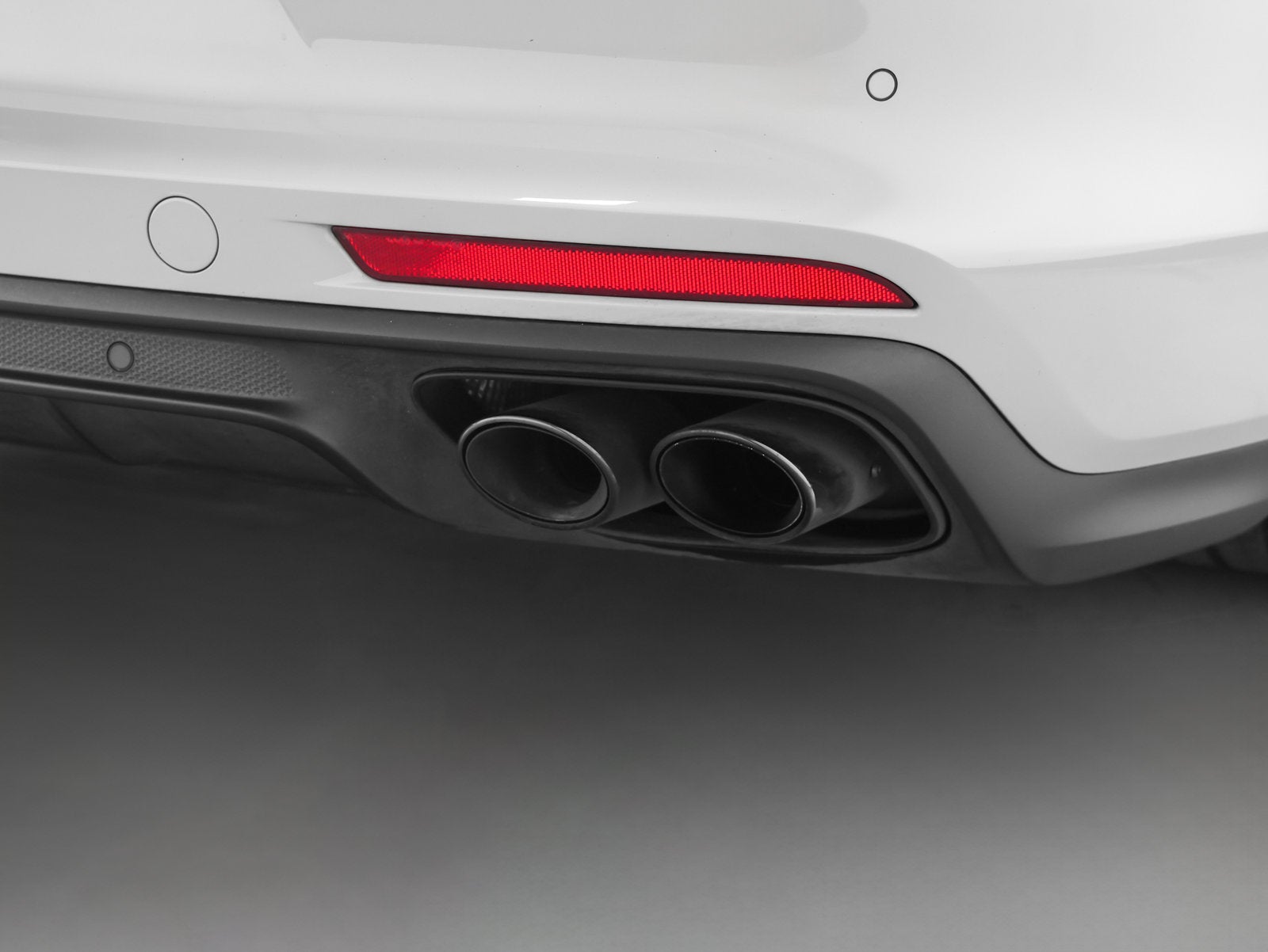 2023 Porsche Panamera Panamera 4 Platinum Edition