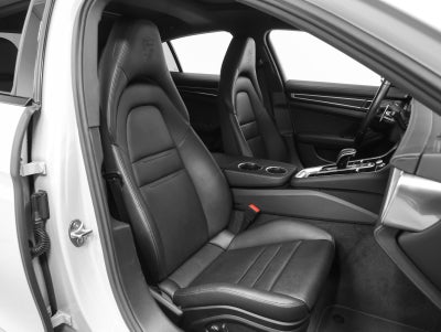 2023 Porsche Panamera Panamera 4 Platinum Edition
