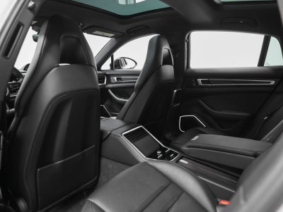 2023 Porsche Panamera Panamera 4 Platinum Edition