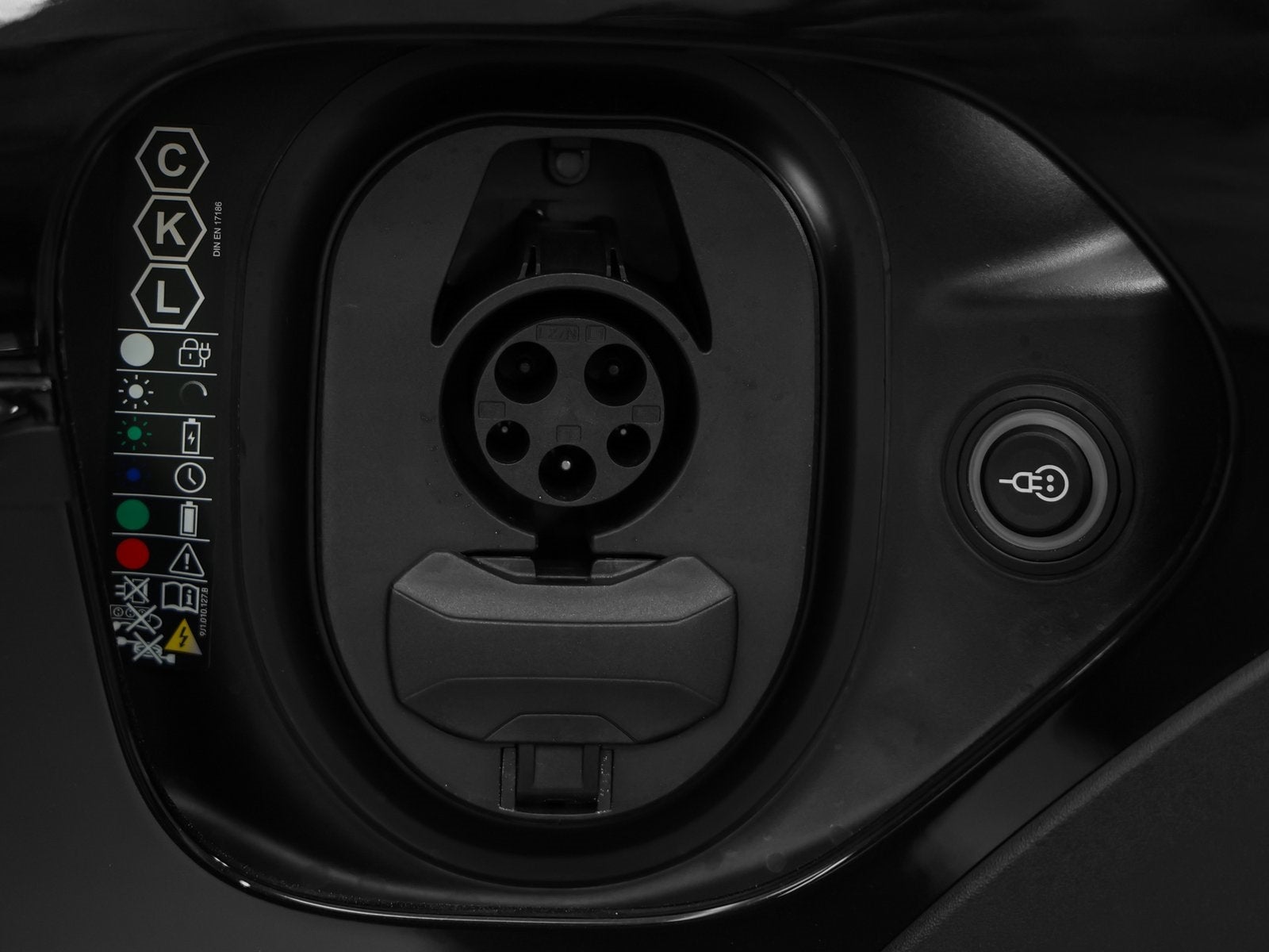 2025 Porsche Taycan Taycan 4 Cross Turismo