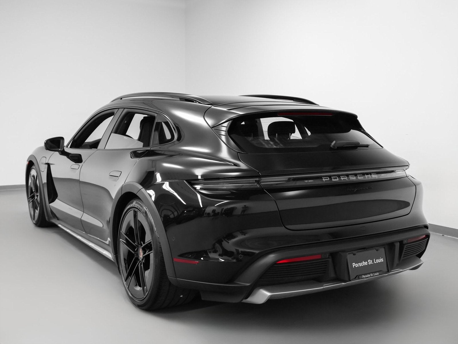 2025 Porsche Taycan Taycan 4 Cross Turismo