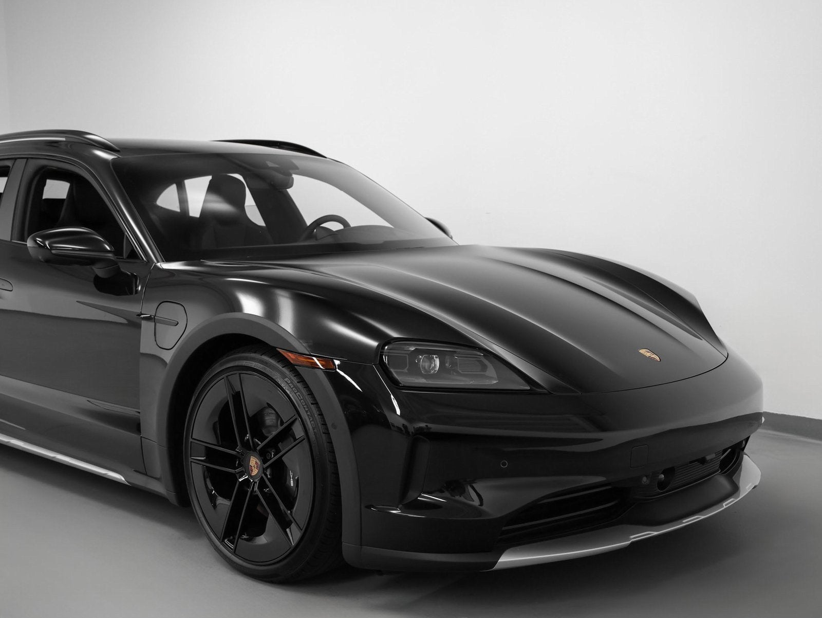 2025 Porsche Taycan Taycan 4 Cross Turismo