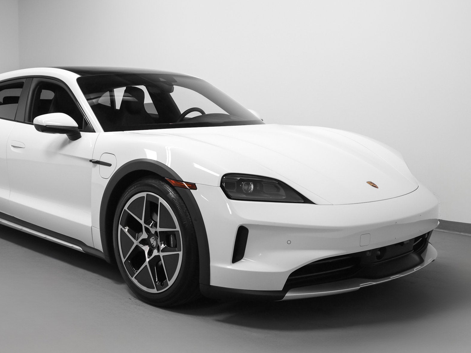2025 Porsche Taycan Taycan 4 Cross Turismo