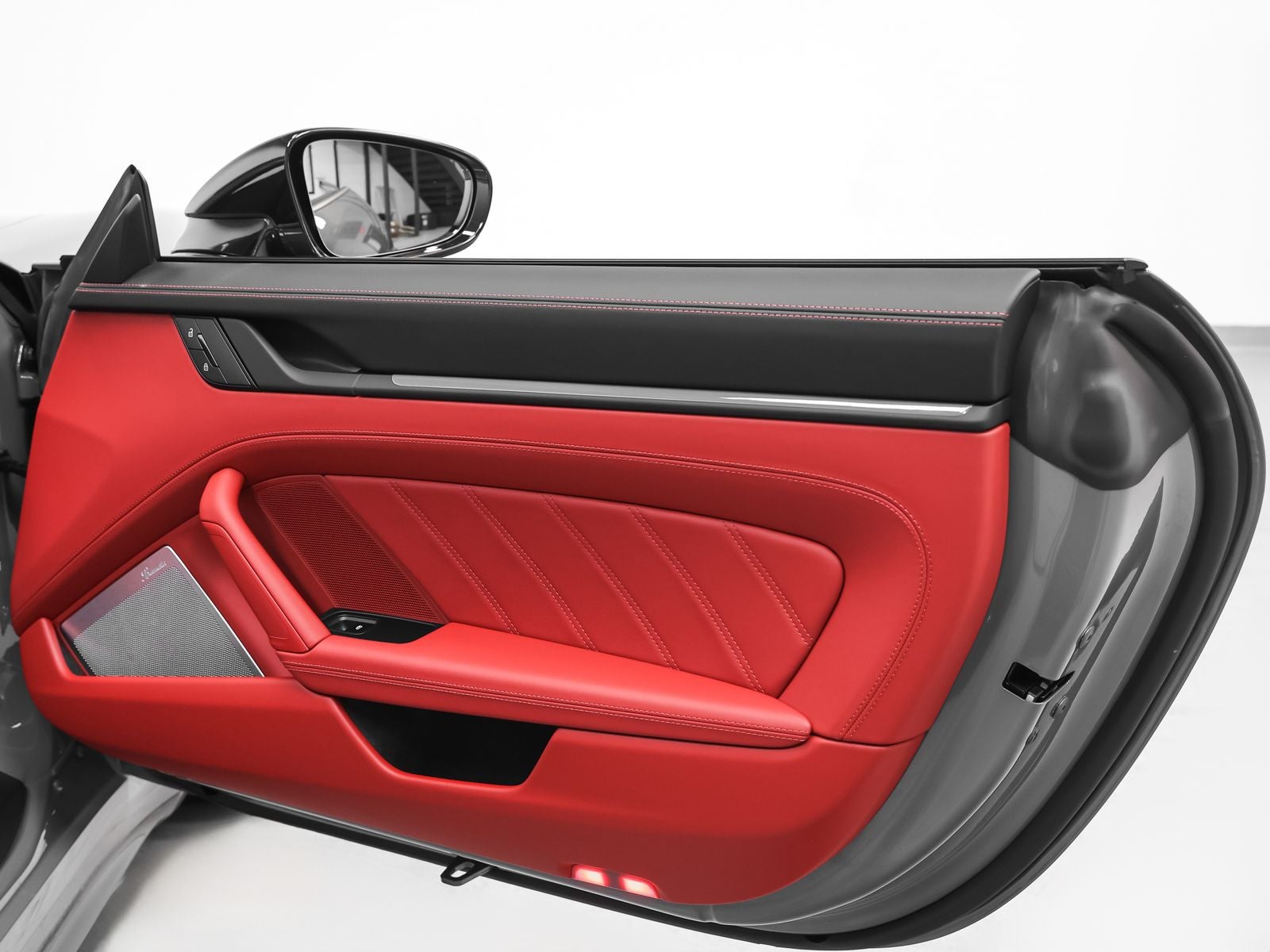 2026 Porsche 911 Targa 4 GTS