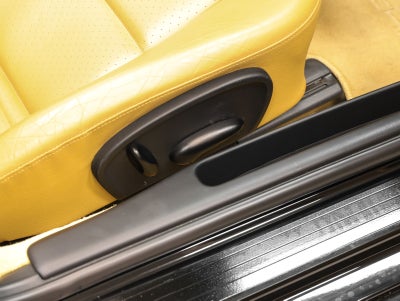 2001 Porsche Boxster Base