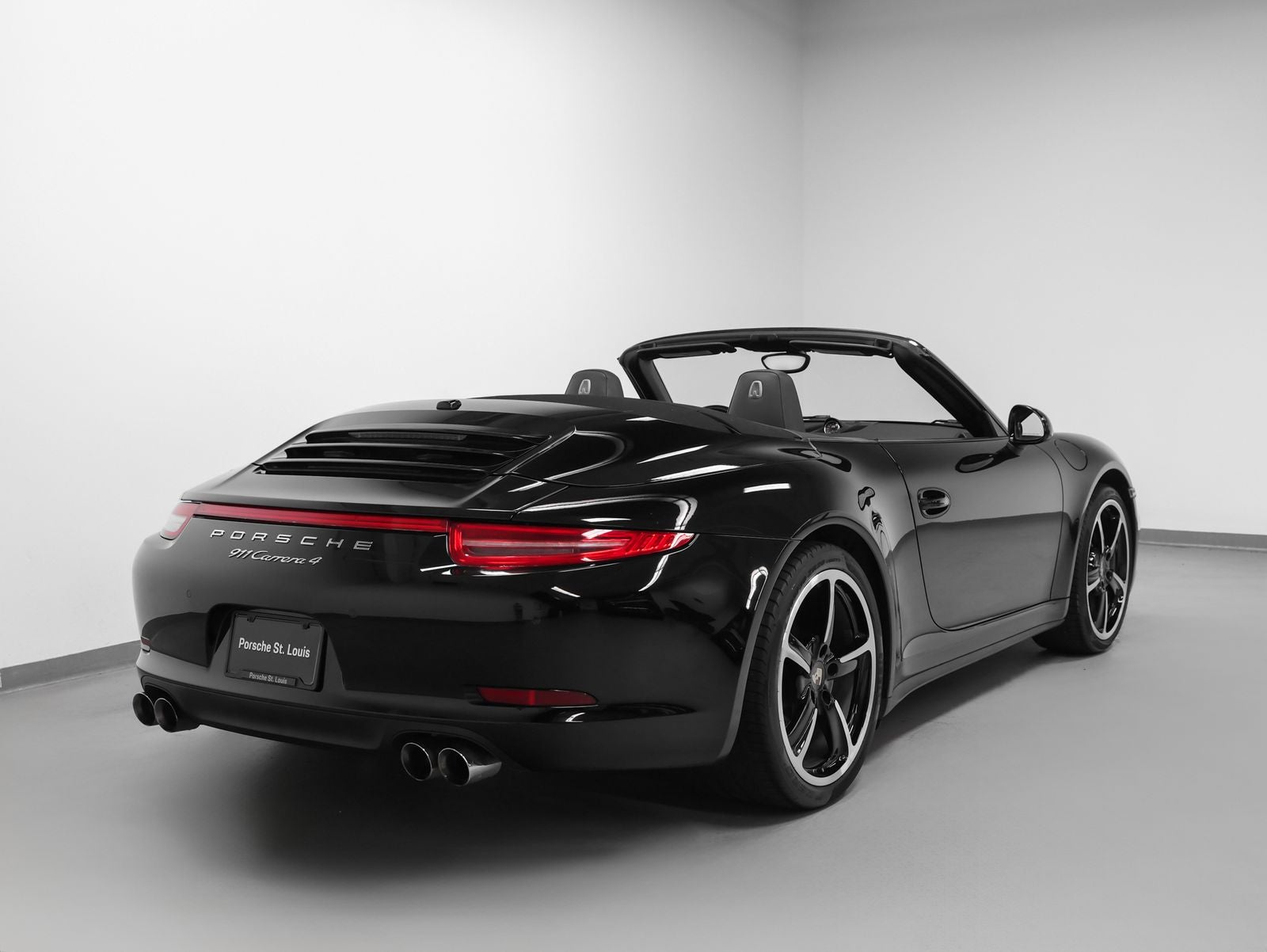 2013 Porsche 911 911 Carrera 4 Cabriolet