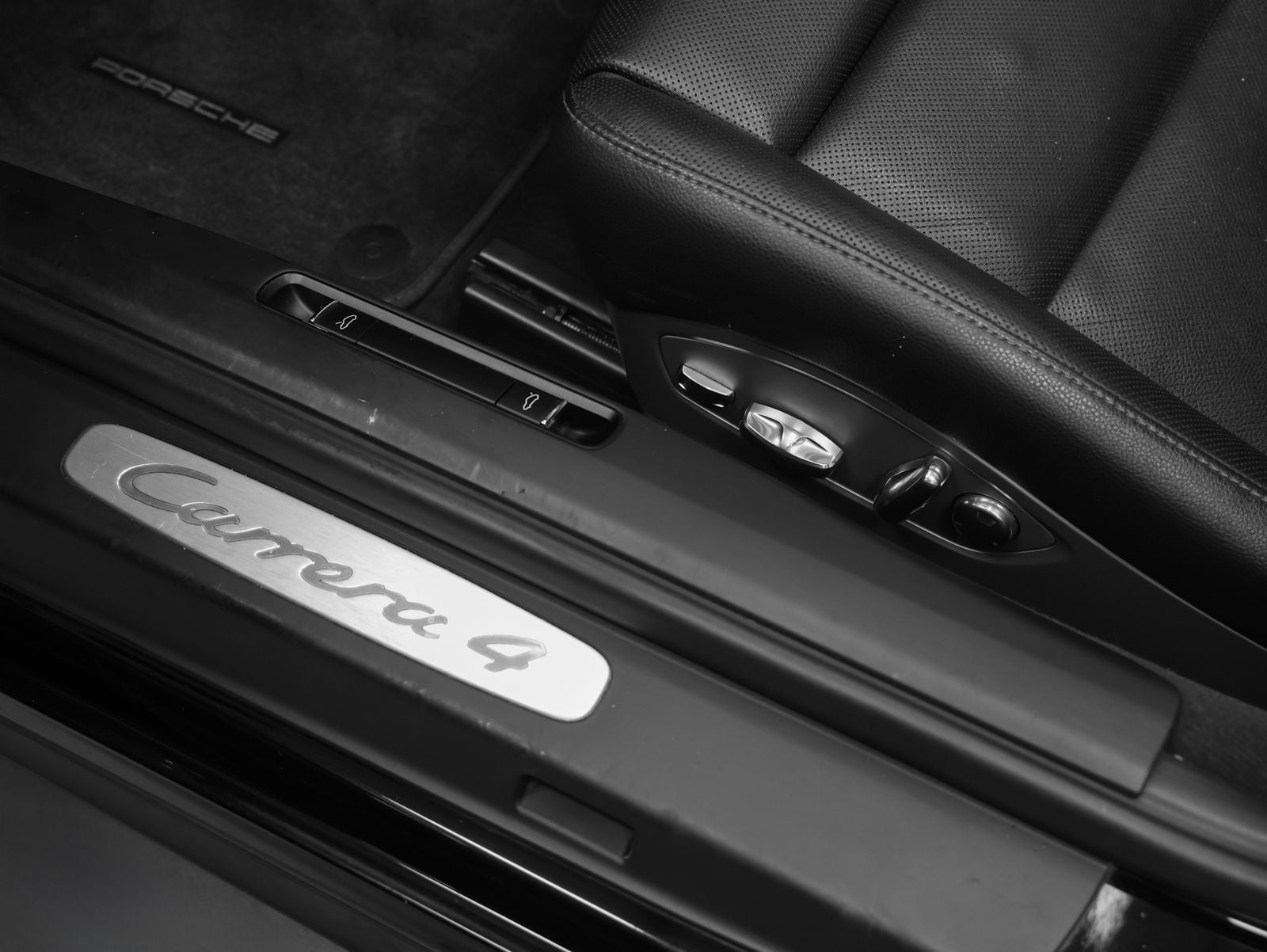 2013 Porsche 911 911 Carrera 4 Cabriolet