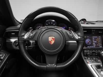 2013 Porsche 911 911 Carrera 4 Cabriolet
