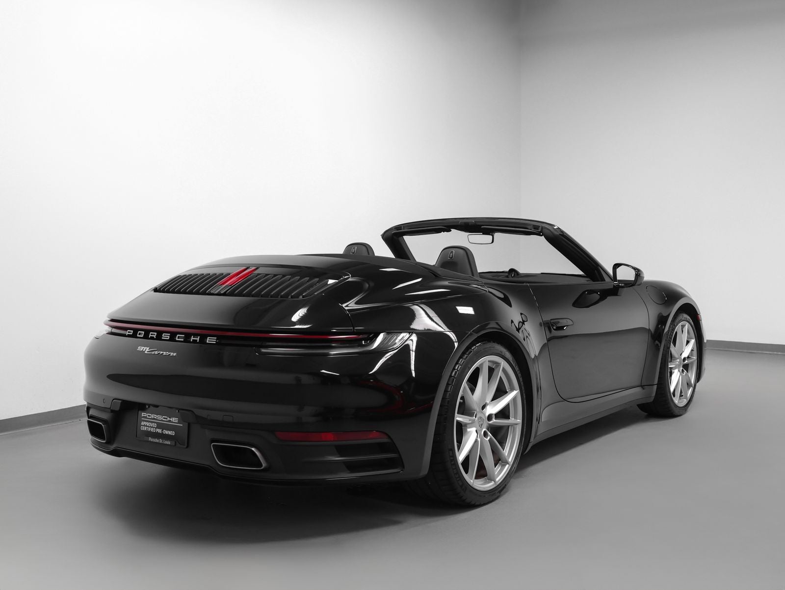 2022 Porsche 911 Carrera