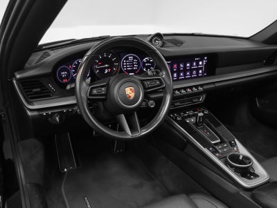 2022 Porsche 911 Carrera