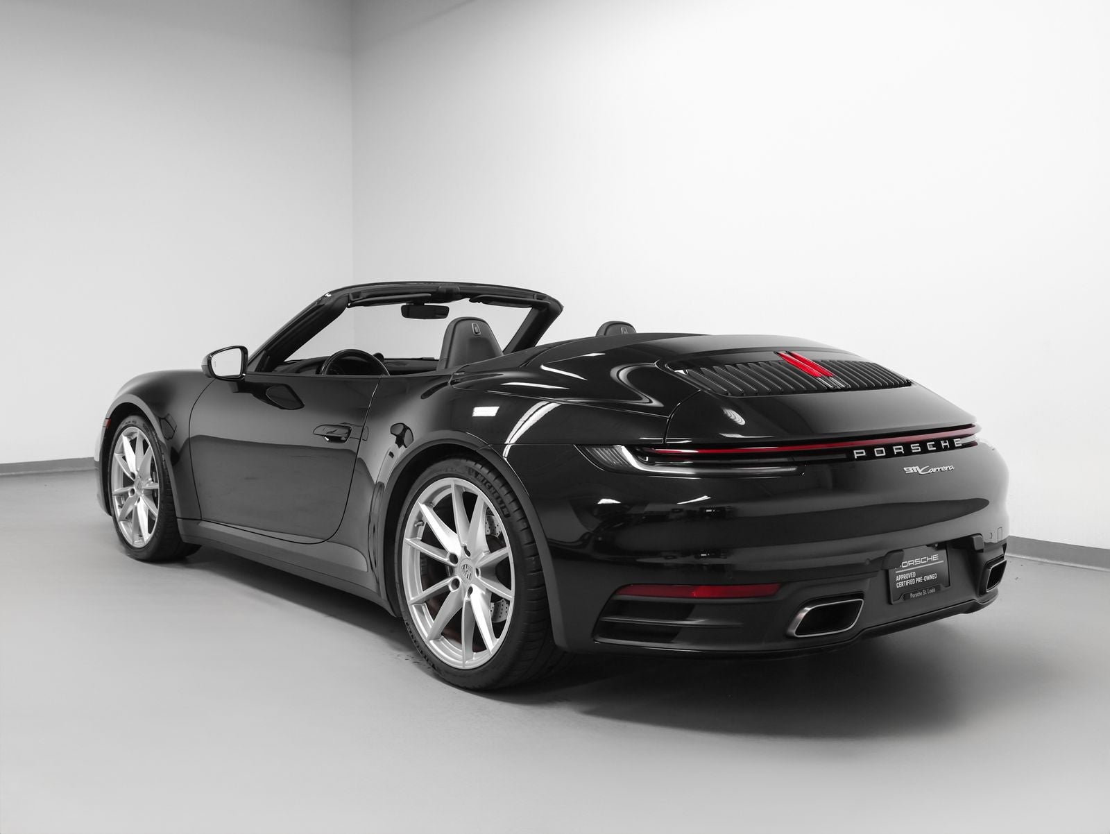 2022 Porsche 911 Carrera