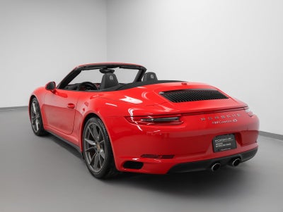 2017 Porsche 911 Carrera 4S