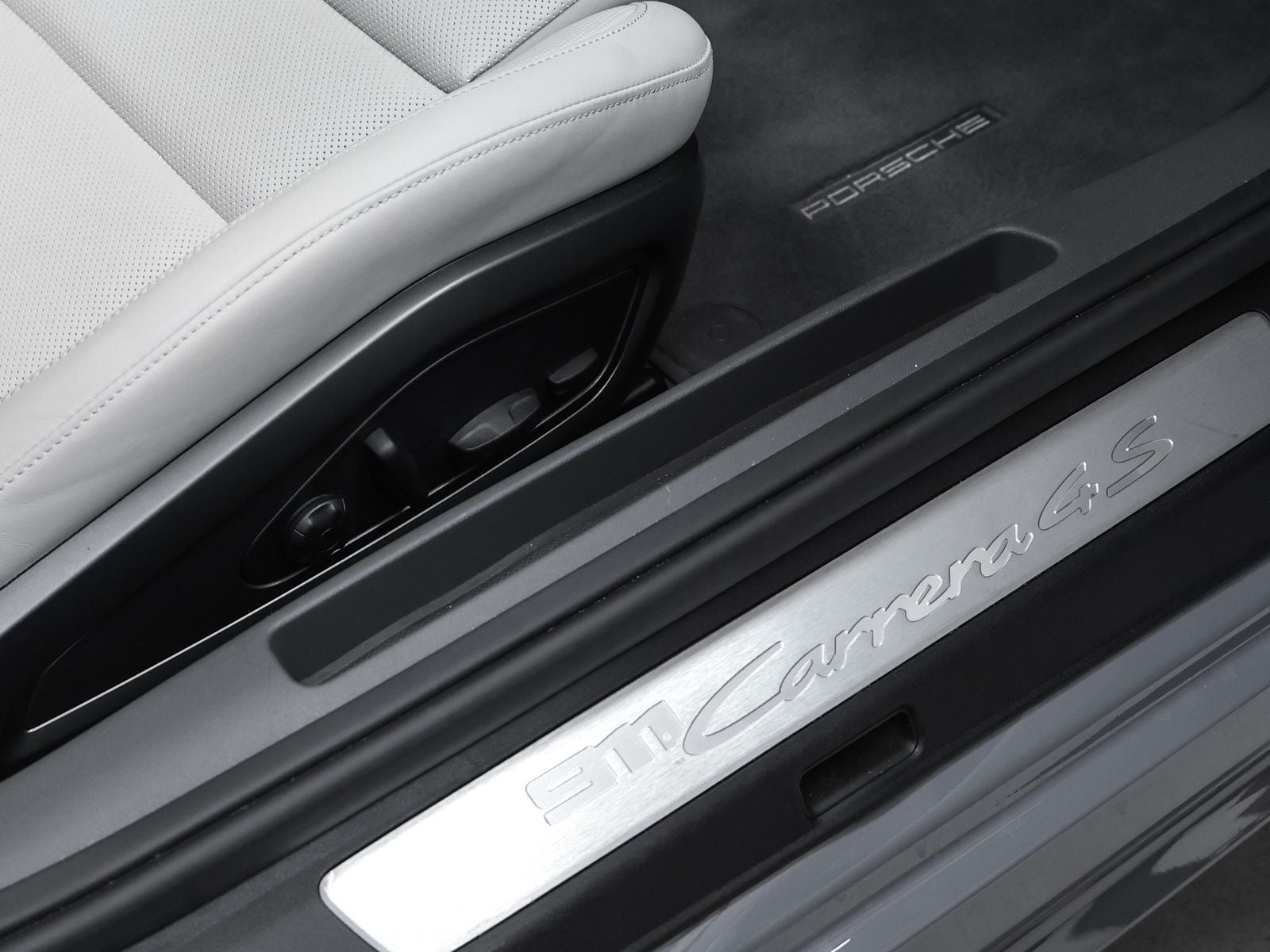 2024 Porsche 911 911 Carrera 4S Cabriolet
