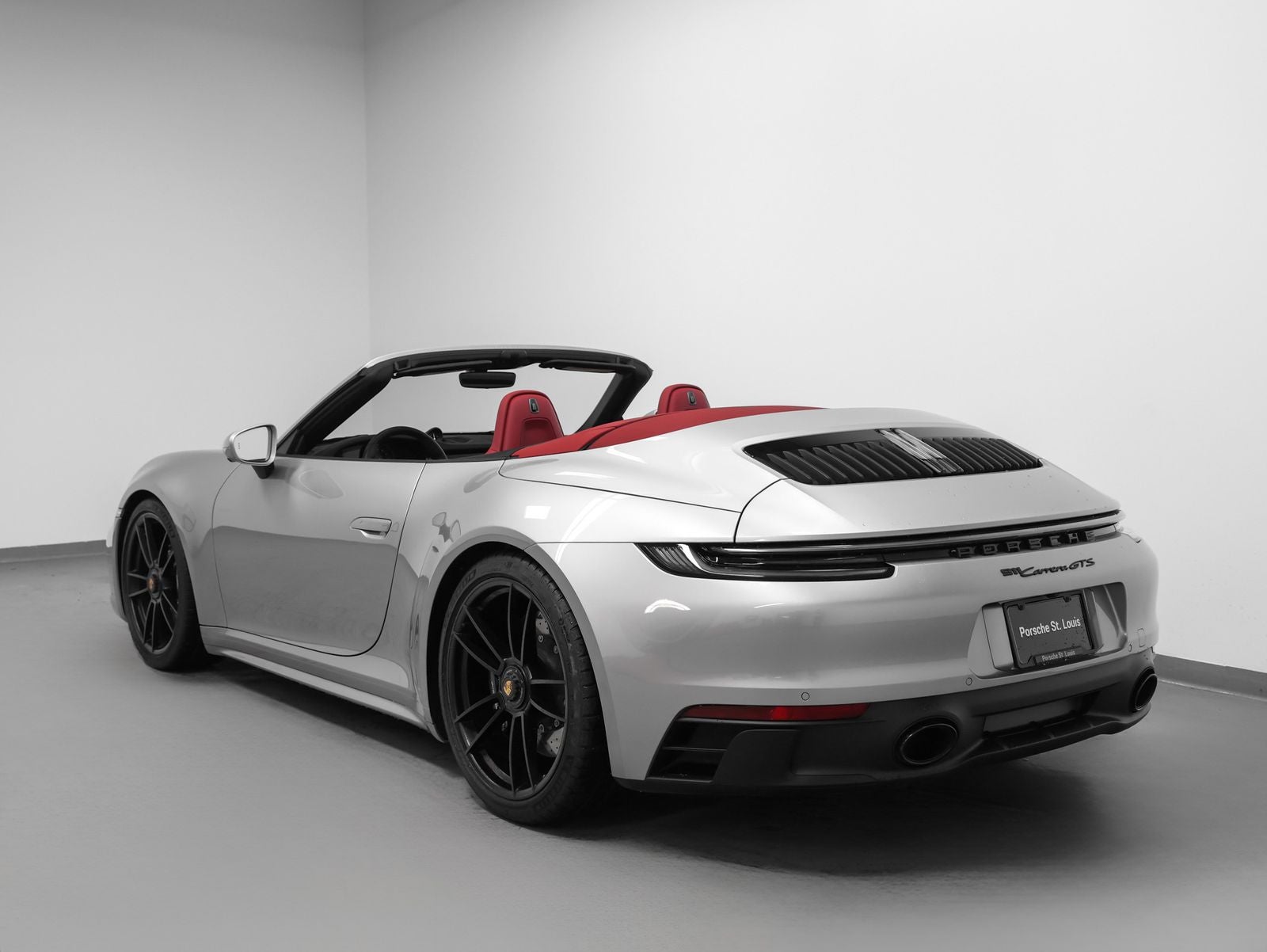 2024 Porsche 911 Carrera GTS Cabriolet