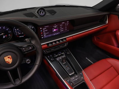 2024 Porsche 911 Carrera GTS Cabriolet
