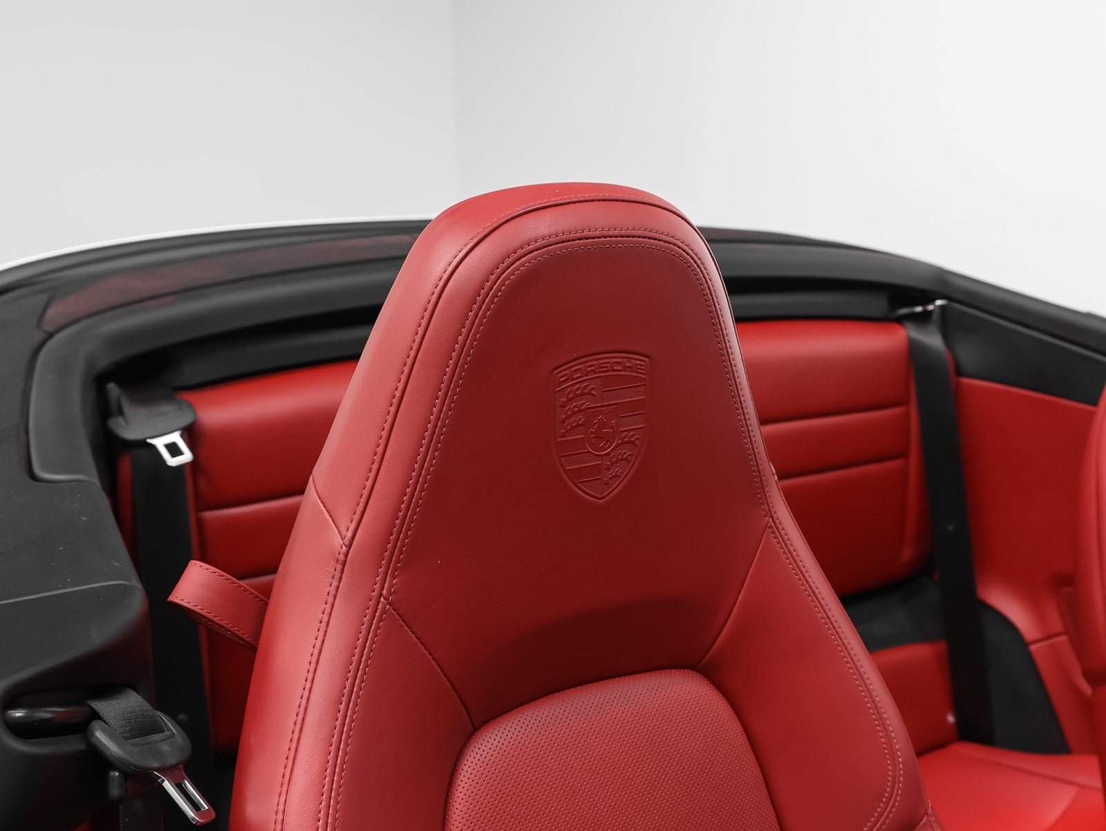 2022 Porsche 911 Carrera 4S Cabriolet