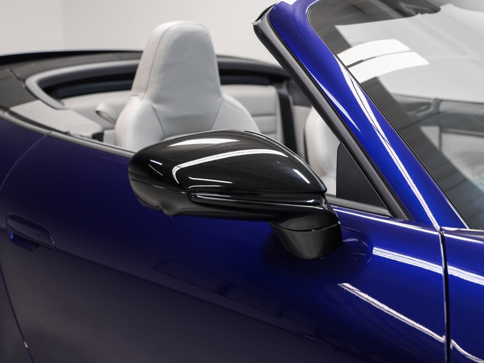 2022 Porsche 911 911 Carrera GTS Cabriolet (MY22)