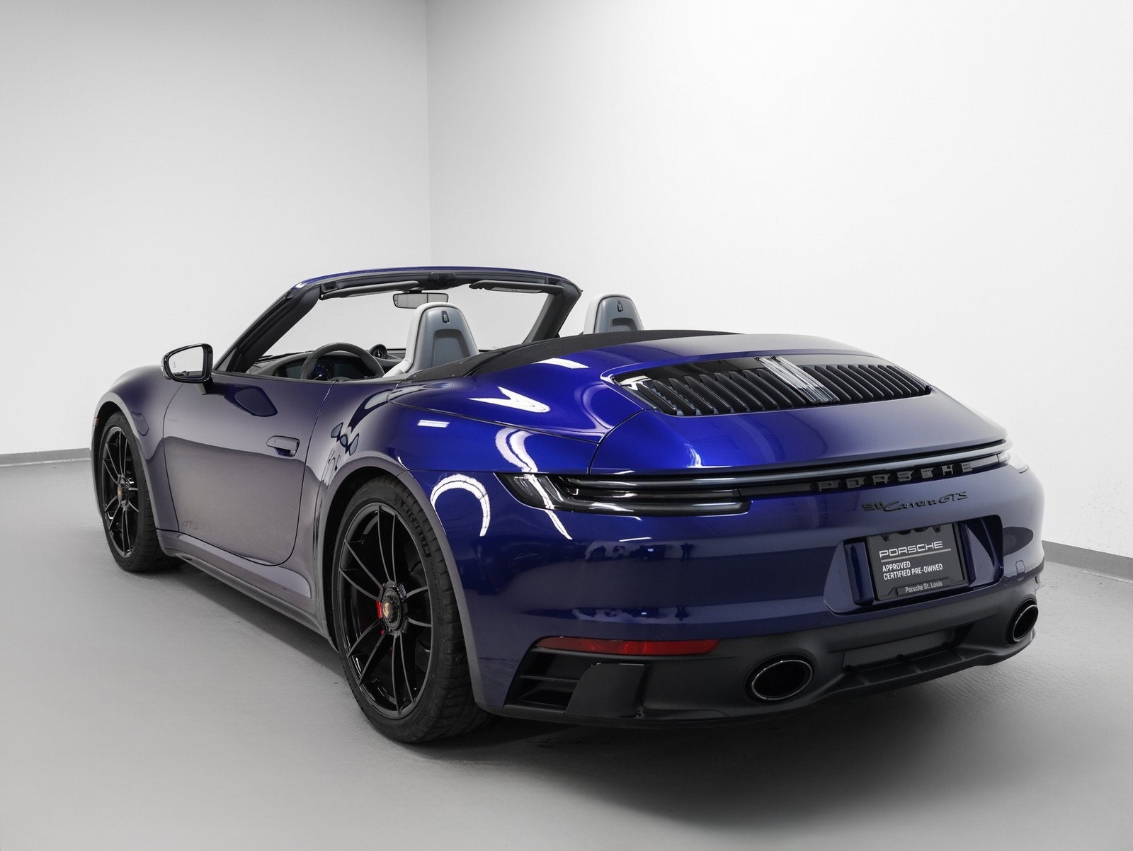 2022 Porsche 911 911 Carrera GTS Cabriolet (MY22)