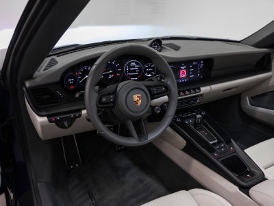 2022 Porsche 911 911 Carrera GTS Cabriolet (MY22)