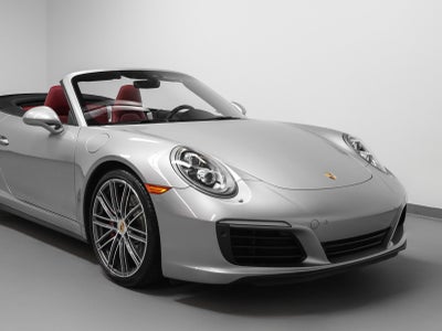 2017 Porsche 911 Carrera 4S