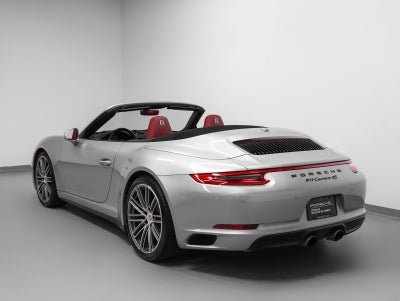 2017 Porsche 911 Carrera 4S