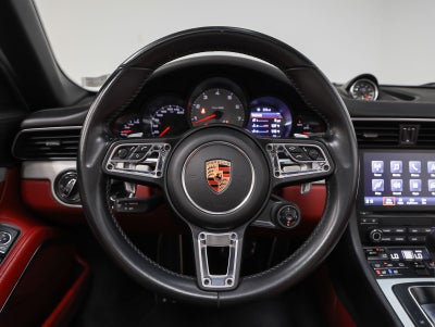 2017 Porsche 911 Carrera 4S