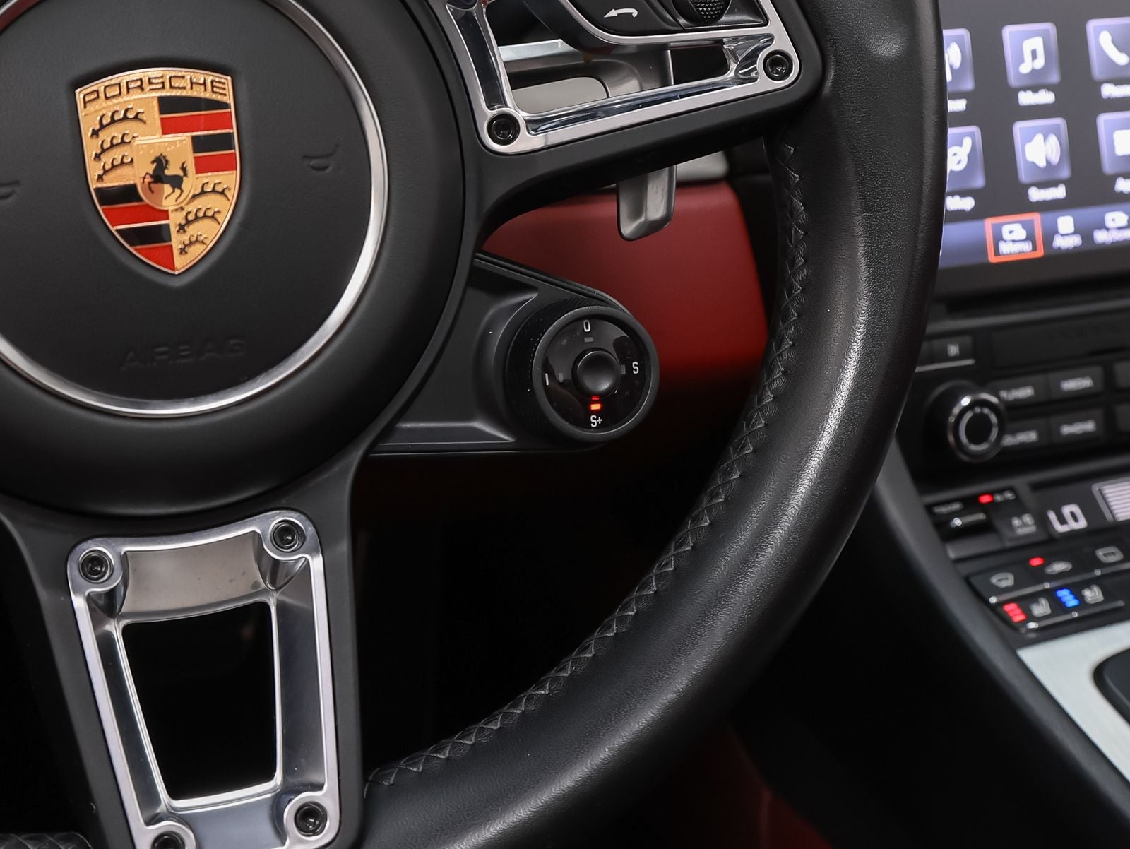 2017 Porsche 911 Carrera 4S
