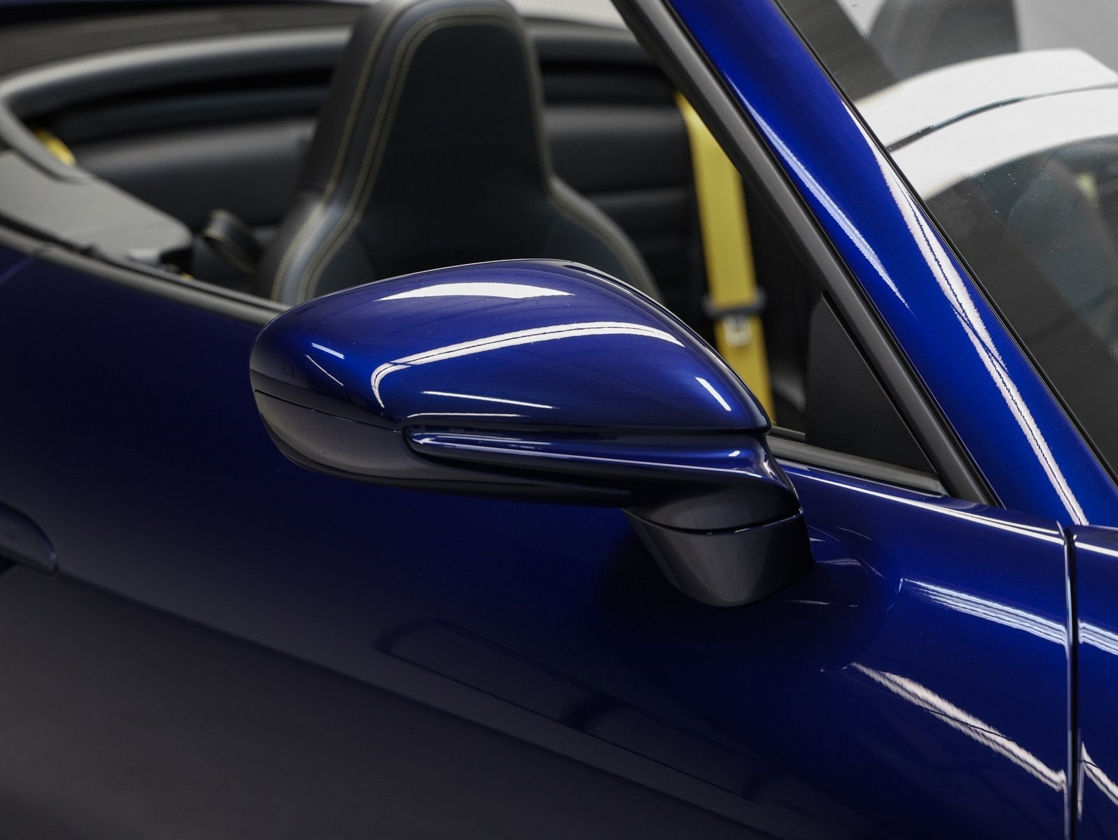 2023 Porsche 911 911 Turbo S Cabriolet (MY23)