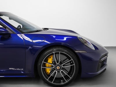2023 Porsche 911 911 Turbo S Cabriolet (MY23)